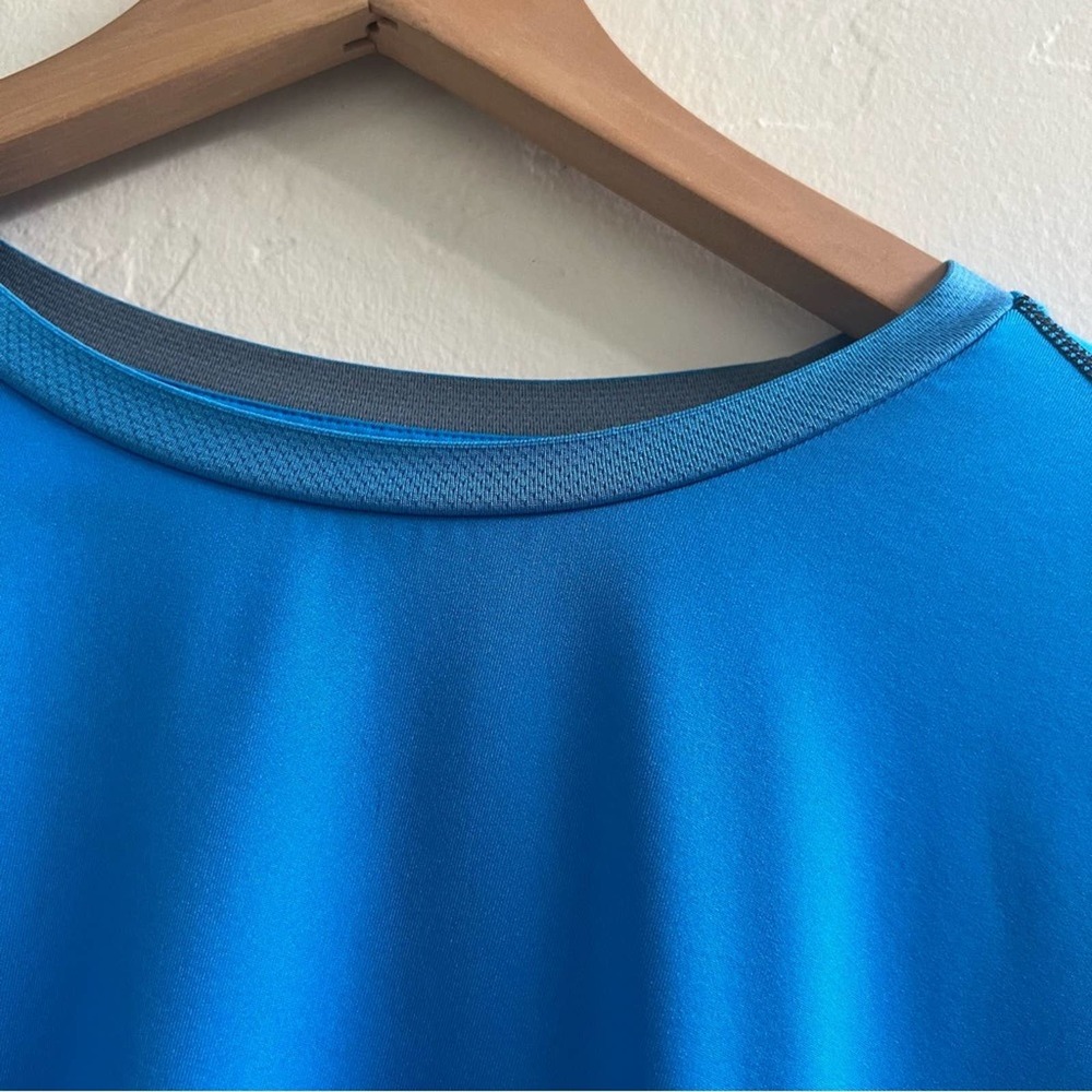 Under Armour Men’s Heat Gear Turquoise Athletic Tee Size XL Fitted Crewneck - Picture 5 of 9